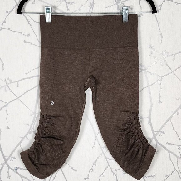 Lululemon Brown Seamless Mid Rise In the Flow Crop - Picture 4 of 5